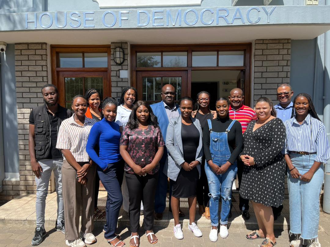 {{placeholder content='e3sgYnJpenlfZGNfaW1hZ2VfYWx0IH19' imageSrc='wp-9e940c3bdc9cbe0bece9e43010f09b60.jpg'}}